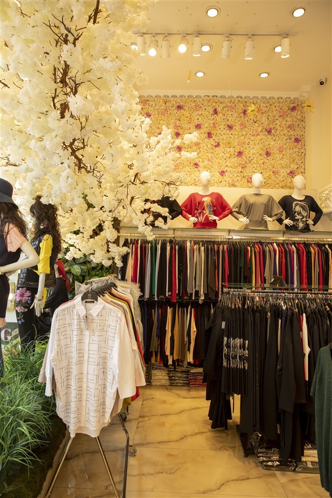 High-Quality Wholesale Women's Clothing: Quality, Affordability