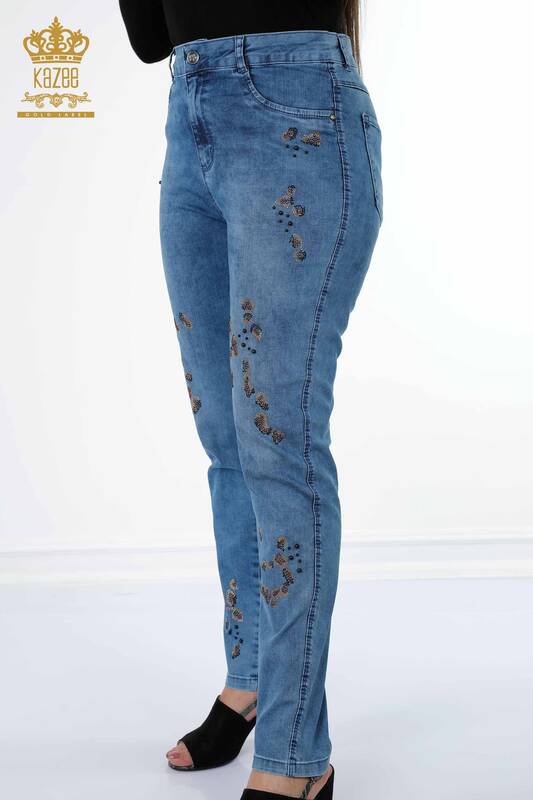 بنطلون جينز نسائي - جيوب مطرزة بأحجار ملونة - 3606 | كازي