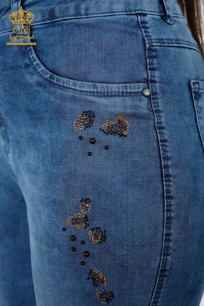 بنطلون جينز نسائي - جيوب مطرزة بأحجار ملونة - 3606 | كازي - Thumbnail