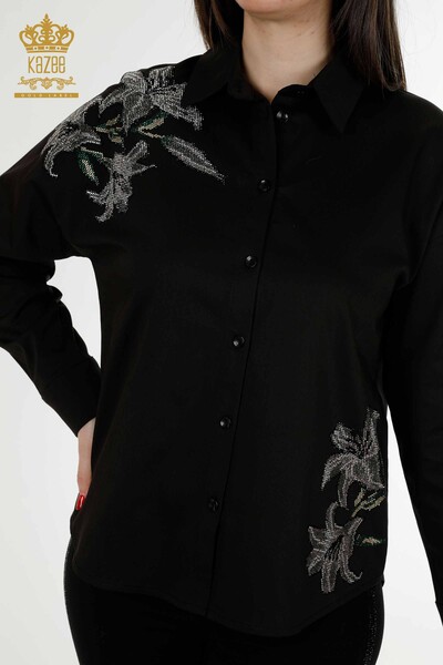قميص نسائي بالجملة - مزين بالزهور - أسود - 20252 | كازي - Thumbnail