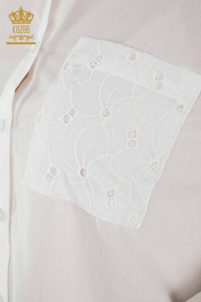 قميص نسائي دانتيل مفصل باللون الأبيض - 20319 | kazee - Thumbnail