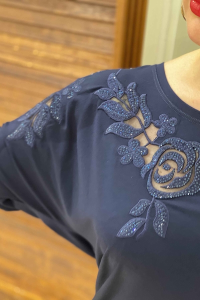 Bluză de damă cu ridicata cu detaliu din tul și broderie cu piatră - 77456 | Kazee - Thumbnail