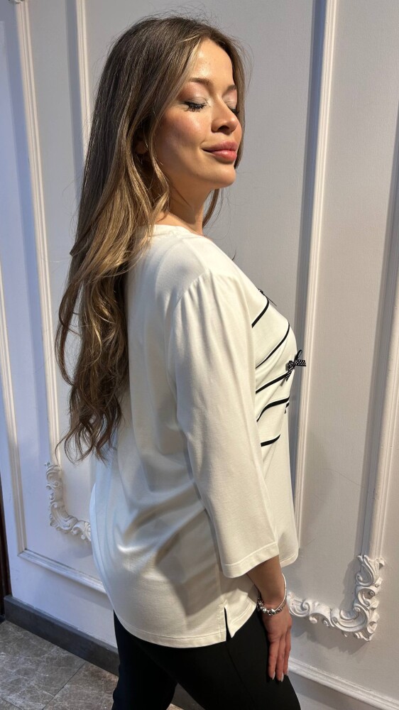 بلوزة - تفاصيل شريطية - أبيض - 80858 | كازي (طقم من 3 قطع مقاس XL-2XL-3XL) - 3