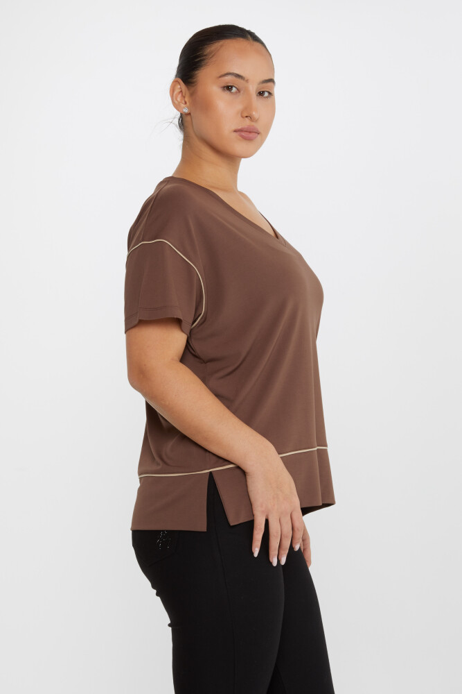 بلوزة بفتحة رقبة على شكل حرف V باللون البني - 80002 | كازي (مجموعة من 3 مقاسات M-L-XL) - 2