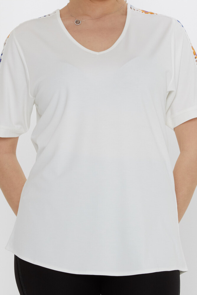 بلوزة بنقشة نجوم محبوكة، لون بيج فاتح - 80042 | كازي (طقم من 3 قطع بمقاسات M-L-XL) - 3