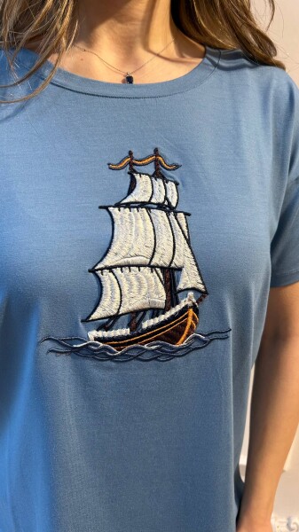 بلوزة زرقاء بنقشة رقبة دائرية - 80245 | كازي (طقم من 3 قطع L-XL-2XL) - 2