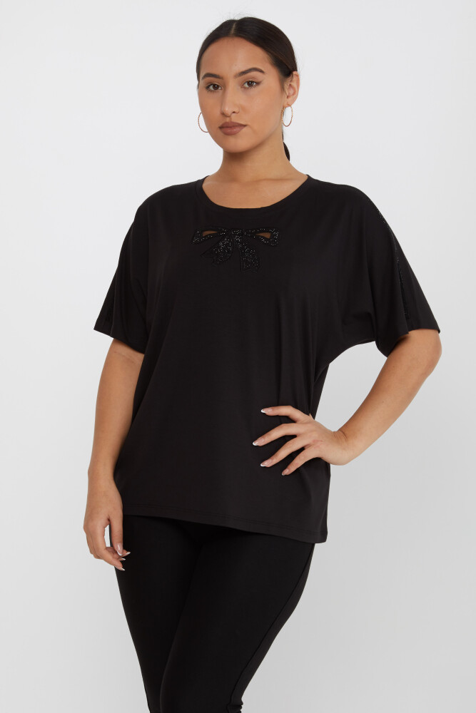 بلوزة بتفاصيل فيونكة باللون الأسود - 79892 | كازي (مجموعة من 4 مقاسات L-XL-2XL-3XL) - 2