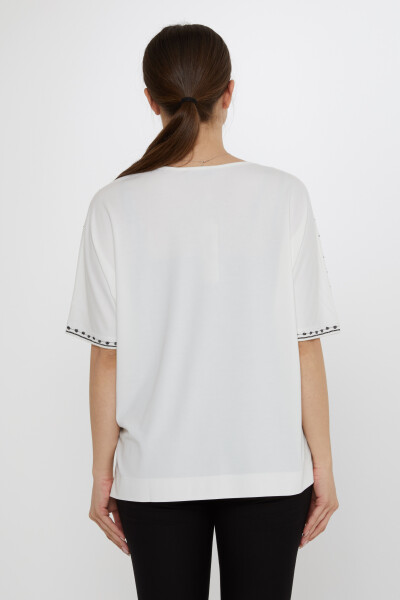 بلوزة بتفاصيل لامعة باللون البيج الفاتح - 80001 | كازي (مجموعة من 3 مقاسات L-XL-2XL) - 5