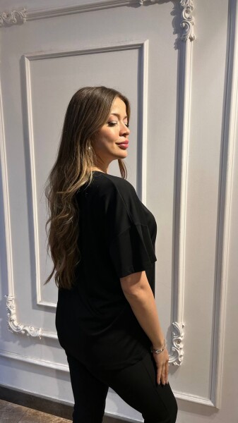 بلوزة سوداء مزينة بأزرار - 79998 | كازي (طقم من 3 قطع بمقاسات M-L-XL) - 3