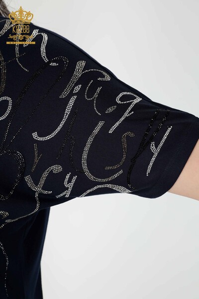 Camicetta blu navy da donna all'ingrosso con dettaglio lettera - 78833 / KAZEE - 5