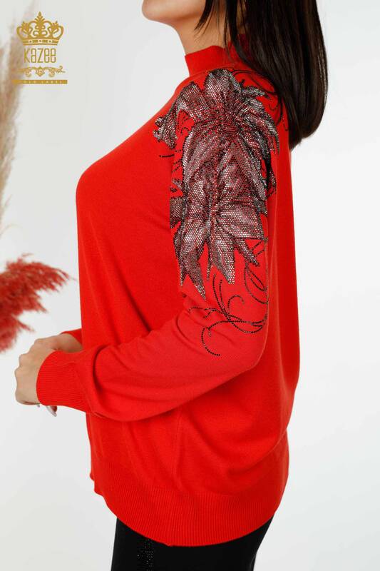 Maglione di maglieria delle donne all'ingrosso con il dettaglio del fiore della spalla Coral-16597 / KAZEE