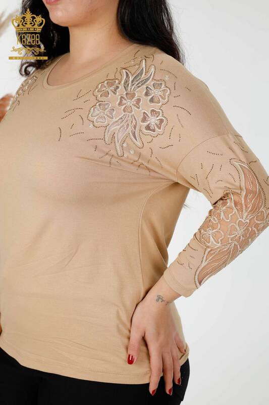 Bluză de damă cu ridicata cu model de flori Bej - 77950 | KAZEE
