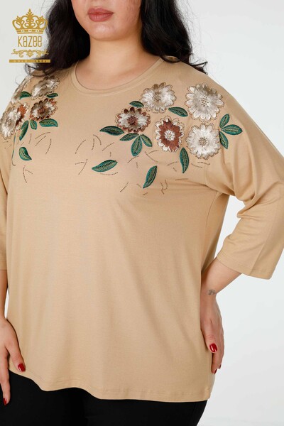 Bluză de damă cu ridicata cu model de flori Bej - 78947 | KAZEE - Thumbnail