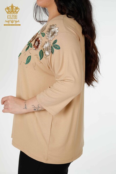 Bluză de damă cu ridicata cu model de flori Bej - 78947 | KAZEE - Thumbnail