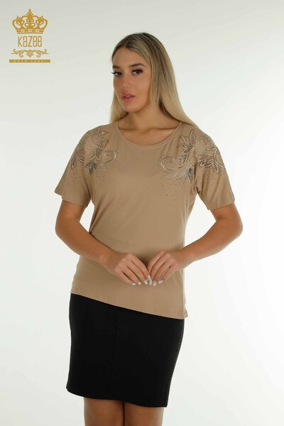 Bluză de damă cu ridicata cu model de flori Bej - 79093 | KAZEE - Thumbnail
