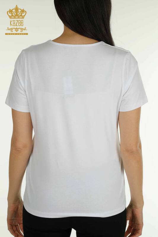 Bluză de damă cu ridicata albă cu logo - 79560 | KAZEE