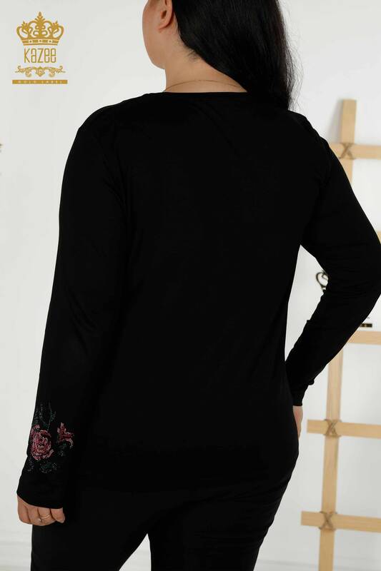 Bluză de damă cu ridicata cu model floral negru - 79042 | KAZEE