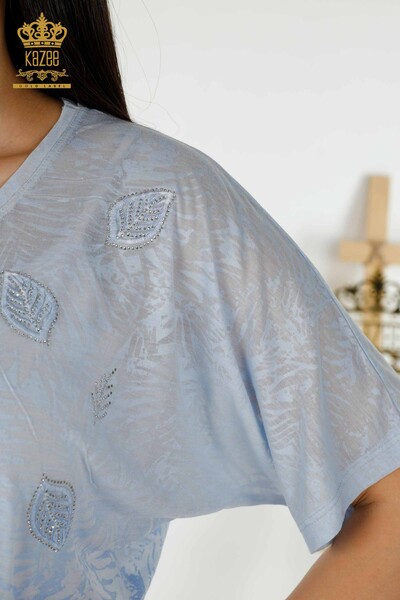 Bluză cu ridicata pentru femei cu frunze Indigo - 79135 | KAZEE - Thumbnail