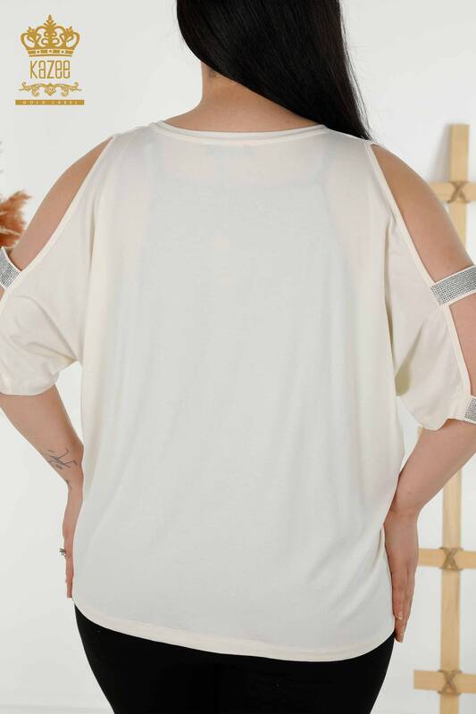Bluză de damă cu ridicata detaliată pe umeri Ecru - 79108 | KAZEE