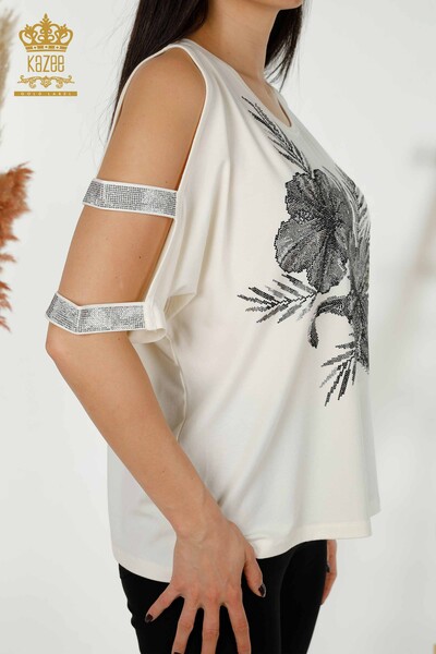 Bluză de damă cu ridicata detaliată pe umeri Ecru - 79289 | KAZEE - Thumbnail