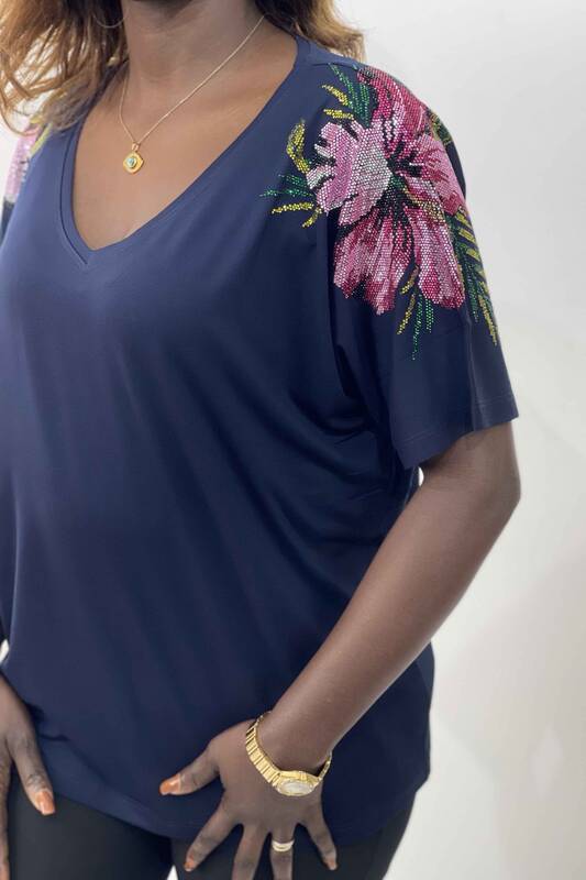 Bluză cu ridicata pentru femei, cu umăr cu pietre, cu model de flori, mânecă scurtă - 77800 | KAZEE