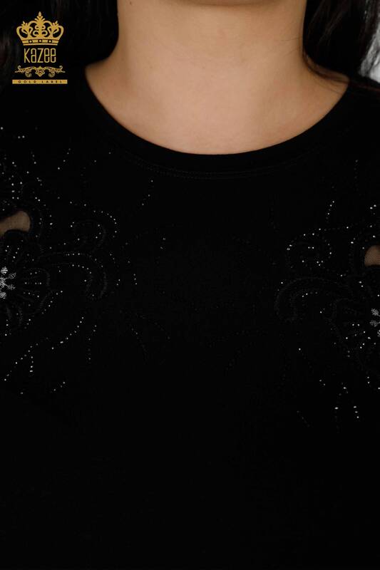 Bluză de damă cu ridicata cu modele florale neagră - 77990 | KAZEE