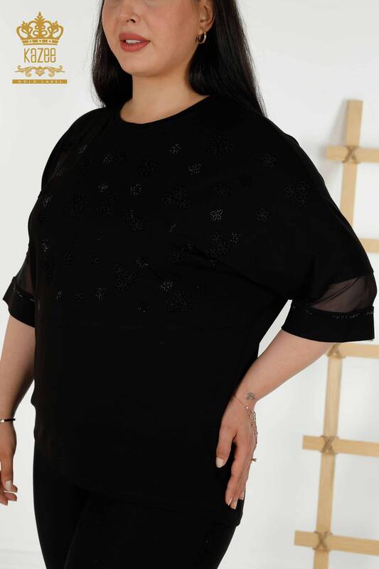 Bluză de damă cu ridicata cu modele florale neagră - 79100 | KAZEE