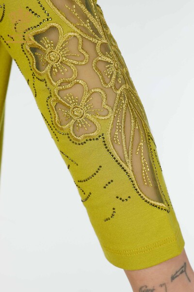 Bluză de damă cu ridicata cu modele florale verde fistic - 77950 | KAZEE - 4