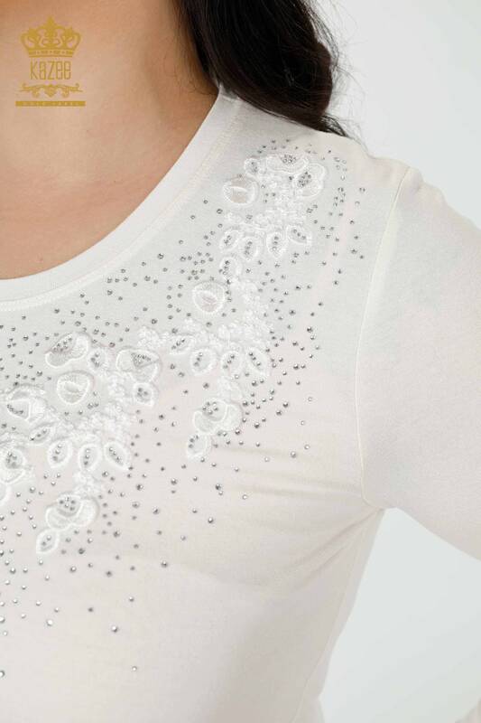 Bluză de damă cu ridicata cu modele florale Ecru - 79010 | KAZEE