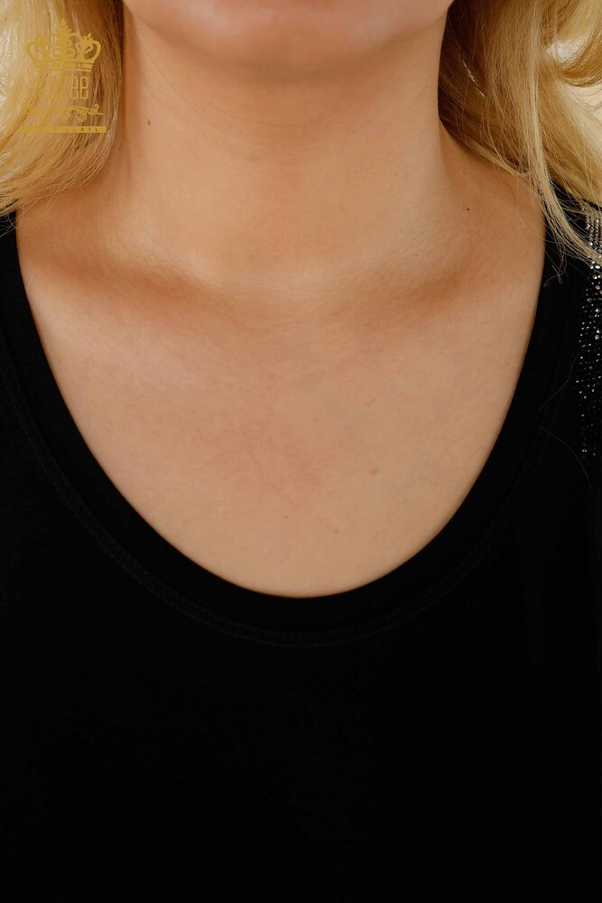 Bluză de damă cu mânecă scurtă cu model negru - 79109 | KAZEE - 5