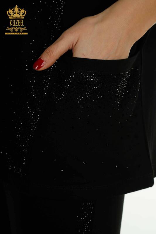 Bluză cu ridicata pentru femei, cu două buzunare, mânecă scurtă, neagră - 79293 | KAZEE