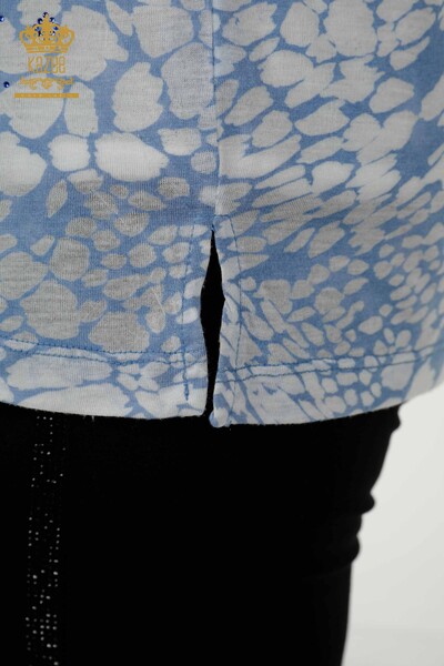 Bluză de damă cu ridicata cu frunze indigo - 79130 | KAZEE - Thumbnail