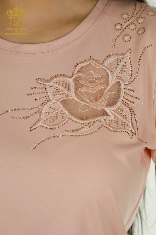 Bluză de damă cu ridicata - Trandafir brodat - pudra - 79541 | KAZEE