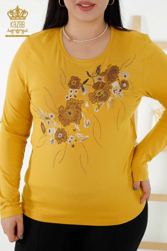 Bluză de damă cu ridicata cu modele florale șofran - 79045 | KAZEE