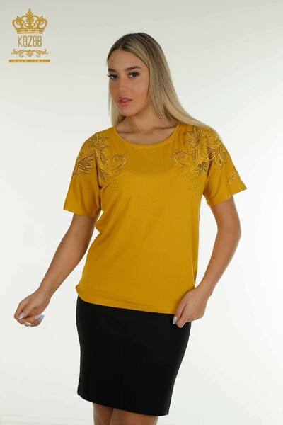 Bluză de damă cu ridicata cu modele florale șofran - 79093 | KAZEE - Thumbnail