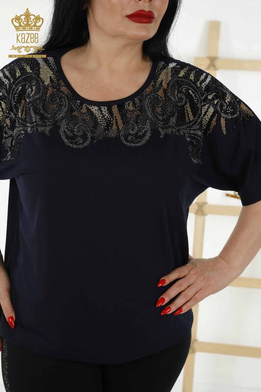 Bluză de damă cu ridicata cu detaliu din tul bleumarin - 79085 | KAZEE