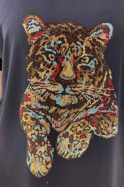 Bluză de damă en-gros cu pietre colorate și detaliu tigru - 77545 | Kazee - Thumbnail