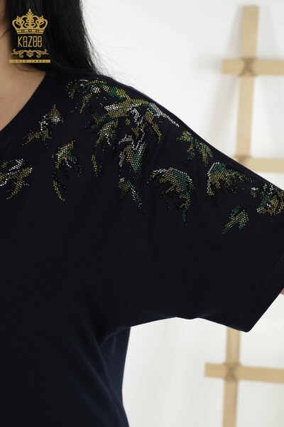Bluză de damă cu ridicata cu modele florale bleumarin - 79089 | KAZEE - Thumbnail