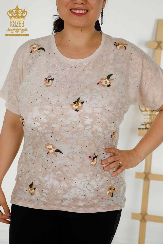 Bluză de damă cu ridicata din nurcă cu modele florale - 79134 | KAZEE