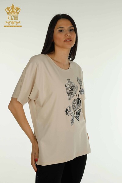Bluză de damă cu ridicata cu broderie florală bej - 79459 | KAZEE - Thumbnail