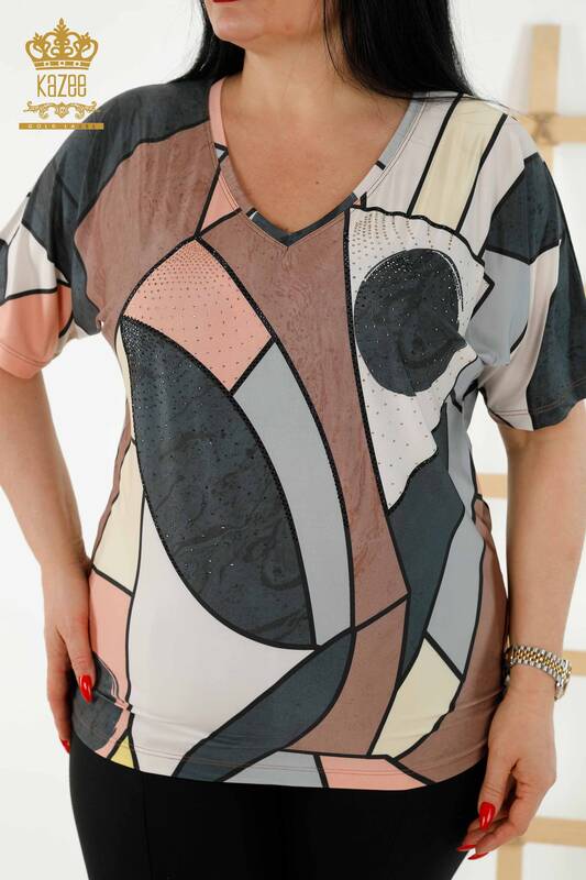 Bluză de damă cu ridicata cu imprimeu digital cu decolteu în V maro - 77896 | KAZEE