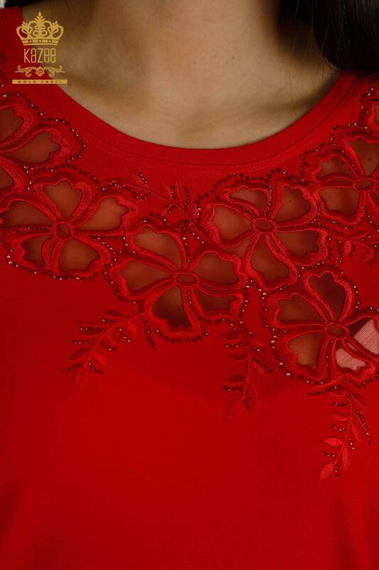 Bluză de damă cu ridicata roșu cu modele florale - 79049 | KAZEE
