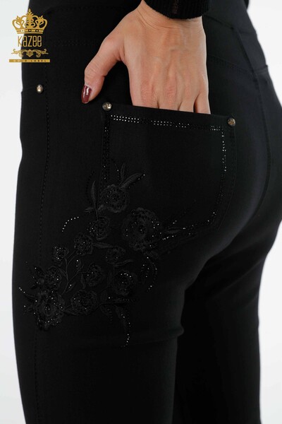 Pantaloni en-gros de damă cu jambiere cu buzunare brodate cu piatră de trandafir - 3635 | KAZEE - Thumbnail