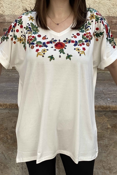 Bluza de dama cu ridicata cu flori cu piatra brodata cu decolteu in V - 77679 | Kazee - Thumbnail