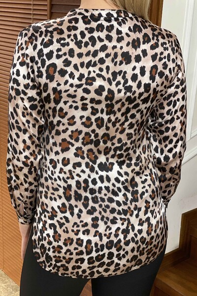 Cămașă cu ridicata pentru femei din satin cu model leopard - 17210 | KAZEE - Thumbnail