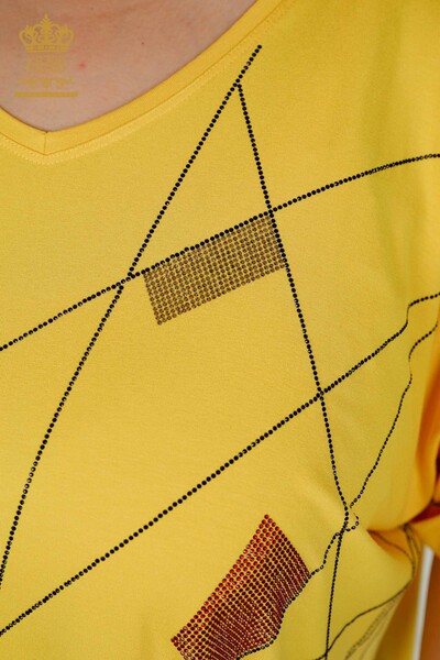 Bluză de damă cu ridicata cu decolteu în V galbenă - 79320 | KAZEE - Thumbnail