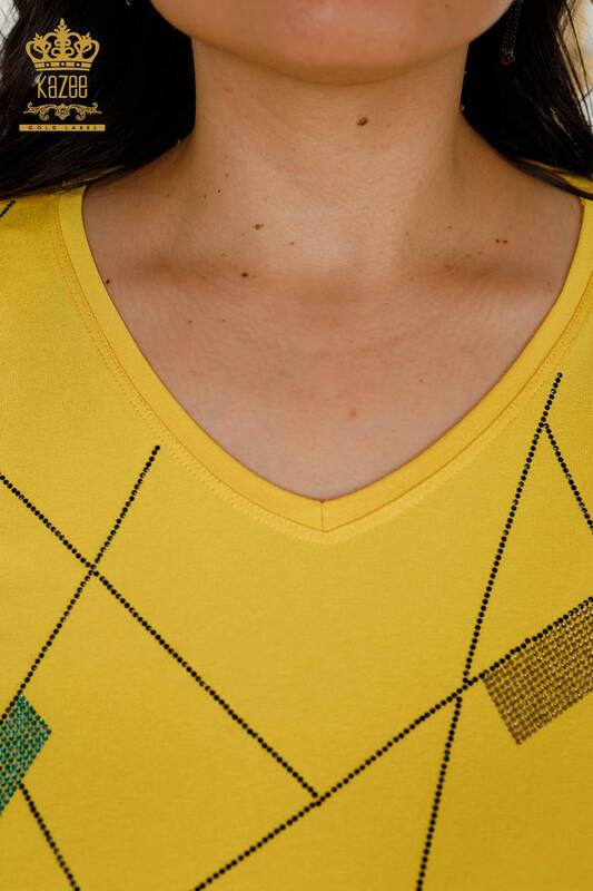 Bluză de damă cu ridicata cu decolteu în V galbenă - 79320 | KAZEE