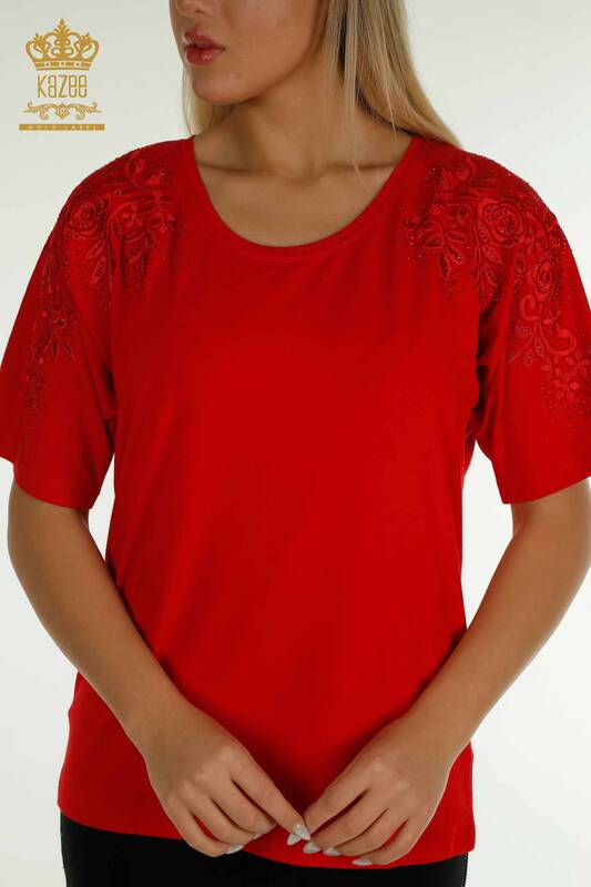 Bluză de damă cu ridicata cu roșu brodat cu piatră - 79097 | KAZEE