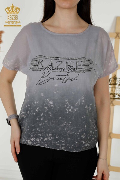 Bluză de damă cu ridicata neagră cu model text - 79173 | KAZEE - Thumbnail