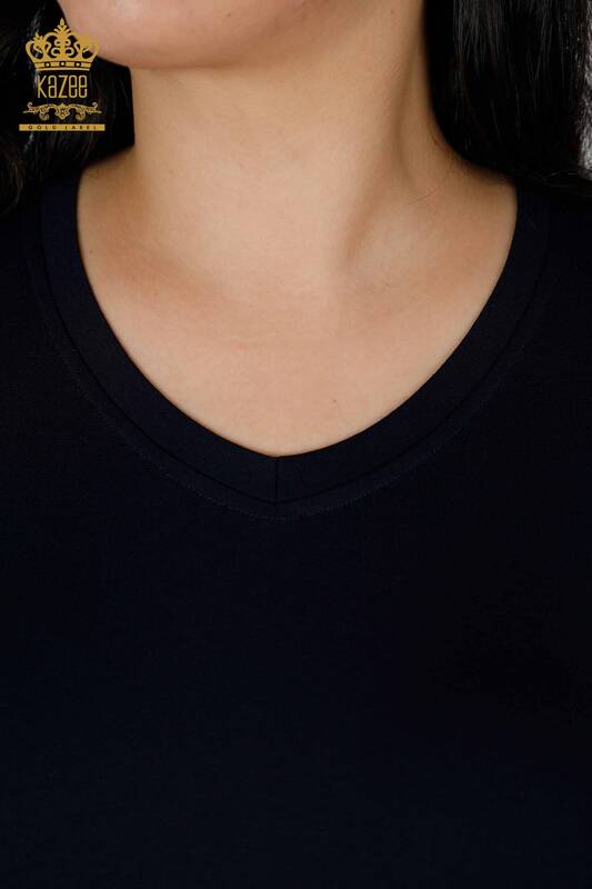 Bluză de damă cu ridicata cu decolteu în V brodat cu piatră neagră - 77927 | KAZEE